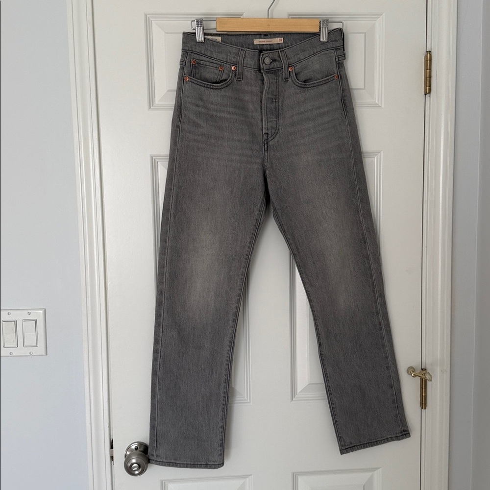 Levi’s Wedgie Straight Jeans (28)